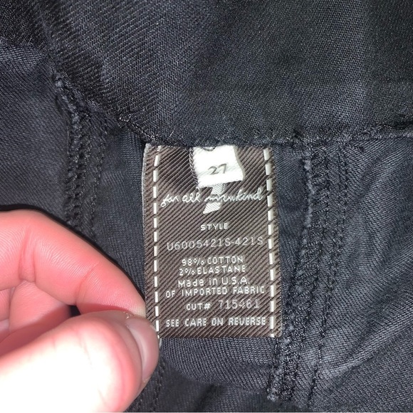 7 For All Mankind Flare Jeans Women's Size 27 Black Stretch  Low Waisted Zippers - Picture 10 of 11